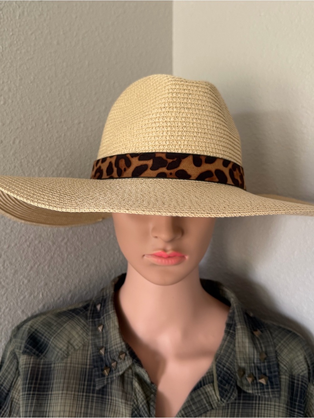 Wide Brim Straw Sun Hat with Leopard Band - Tan